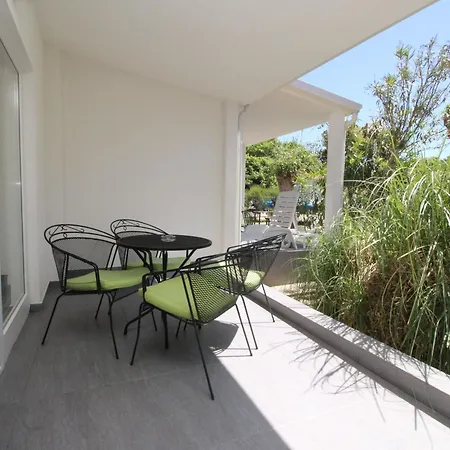 Corinthia 5 By Interhome Appartement *