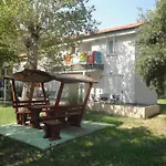 Corinthia 5 By Interhome דירה באסקה