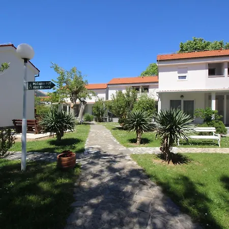 Corinthia 5 By Interhome Apartman