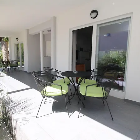 Appartement Corinthia 5 By Interhome