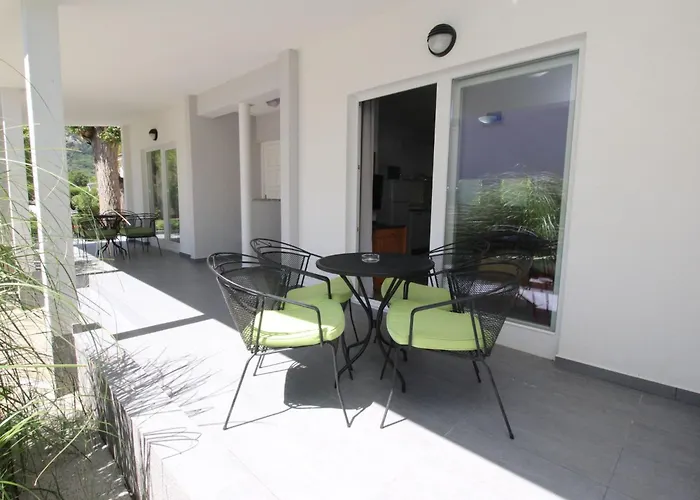 Apartman Corinthia 5 By Interhome